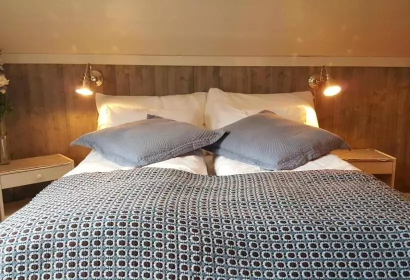 ユースホステル Rødseter Gjestegård