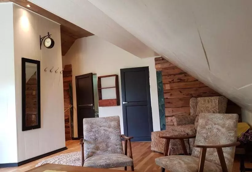 ユースホステル Rødseter Gjestegård