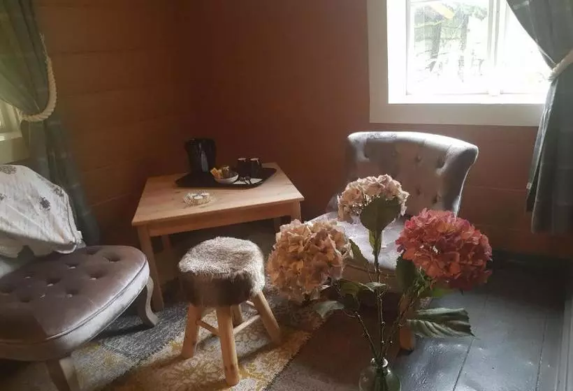 ユースホステル Rødseter Gjestegård