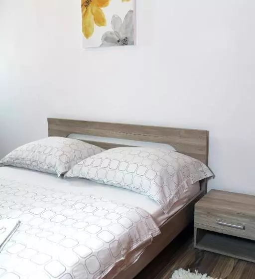 Majatalo Guest House Vila Pod Lesom