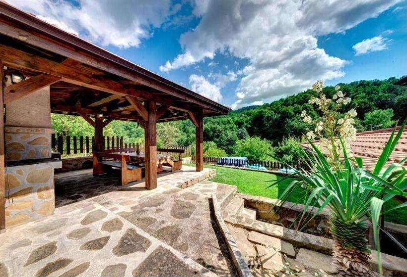 ペンション House Maya