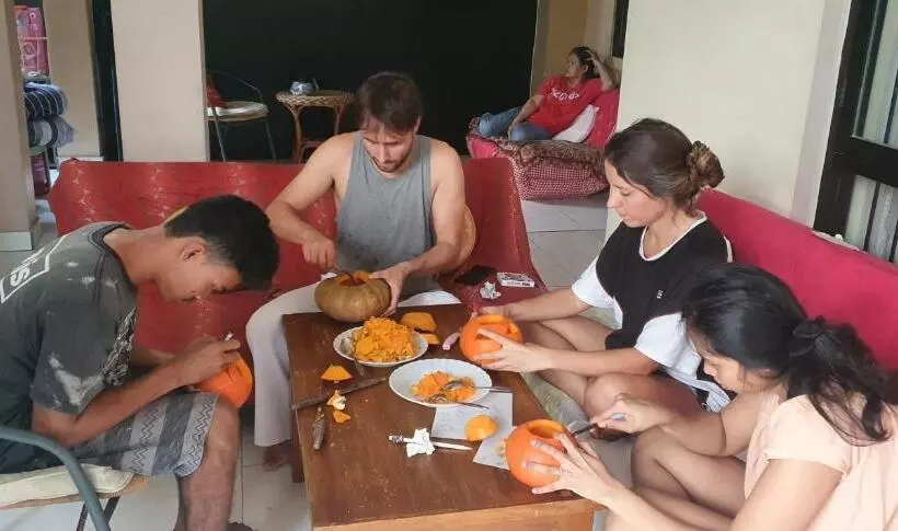 ペンション Whiterose Guesthouse