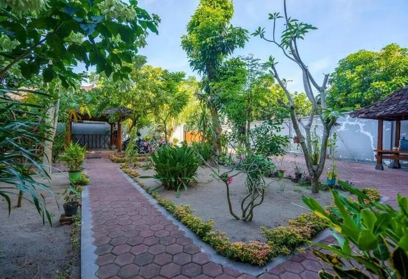 ペンション Whiterose Guesthouse