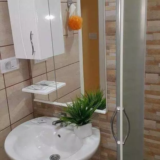 پانسیون Akva Gold Apartmani