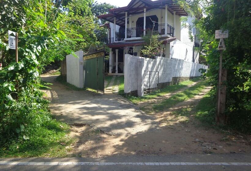 Pensionat Dini Galle