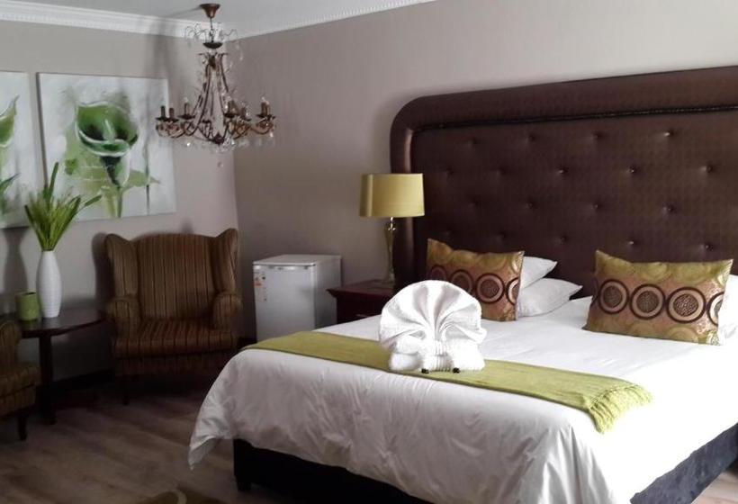 פנסיון Eagle Rock Executive Guest House