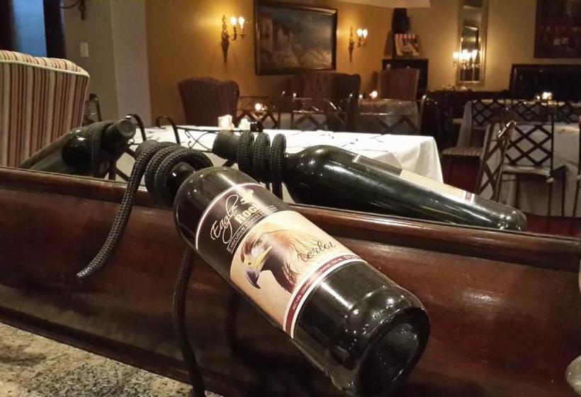 פנסיון Eagle Rock Executive Guest House