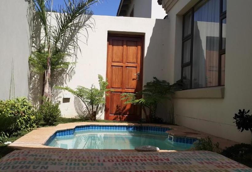 פנסיון Eagle Rock Executive Guest House