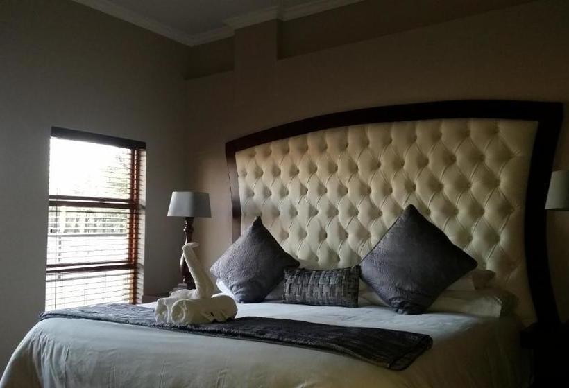 פנסיון Eagle Rock Executive Guest House