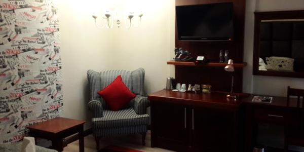 פנסיון Eagle Rock Executive Guest House