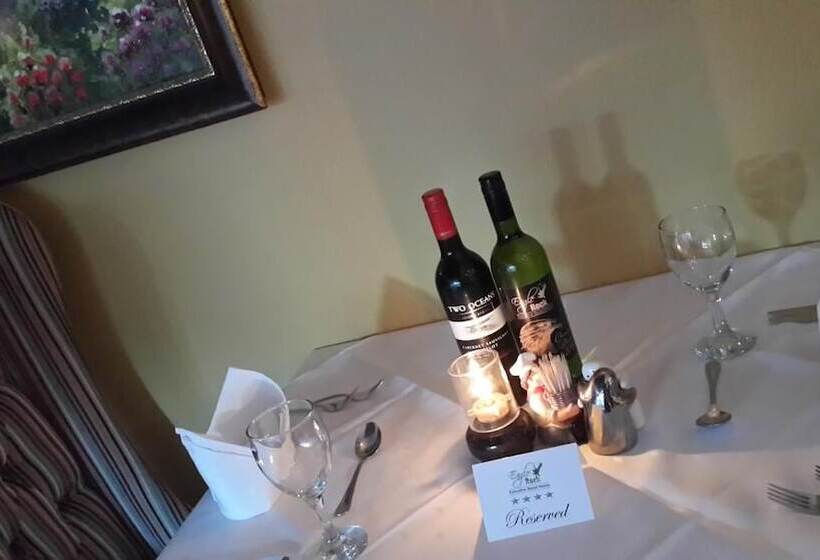 פנסיון Eagle Rock Executive Guest House