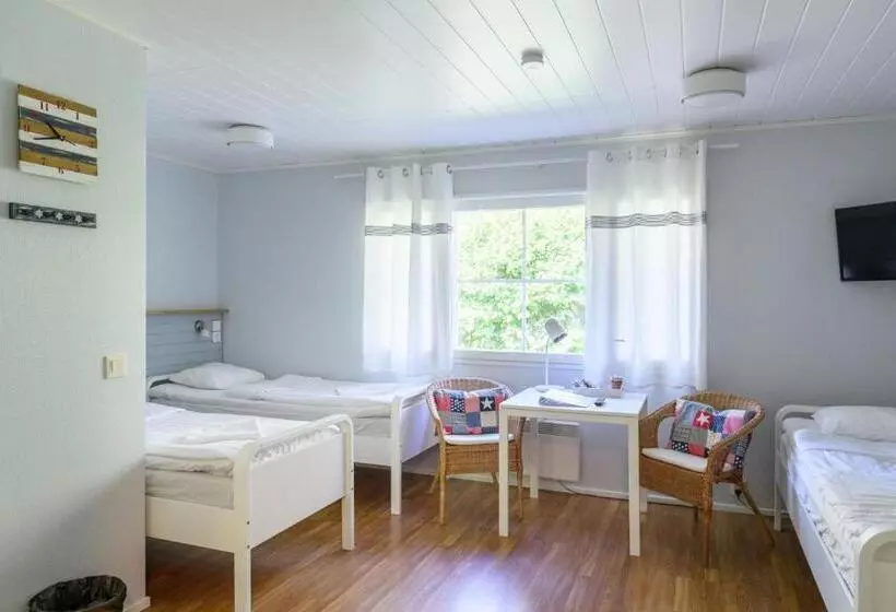 Majatalo Folkiacenter Gästhem   Vieraskoti   Guesthouse