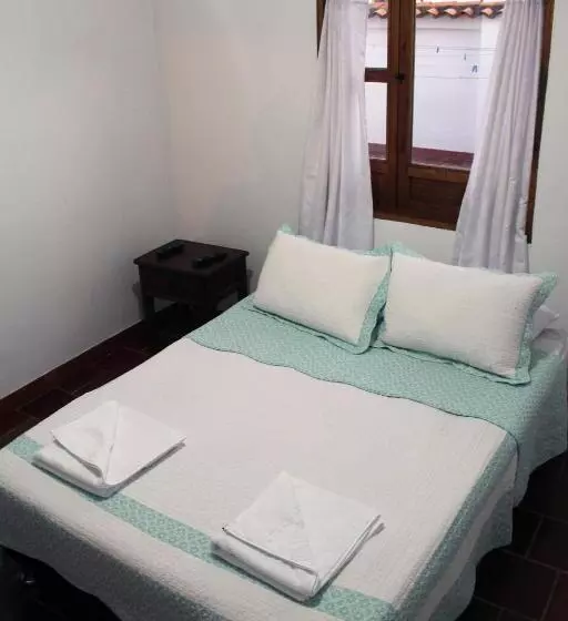 ペンション Hostal El Pino