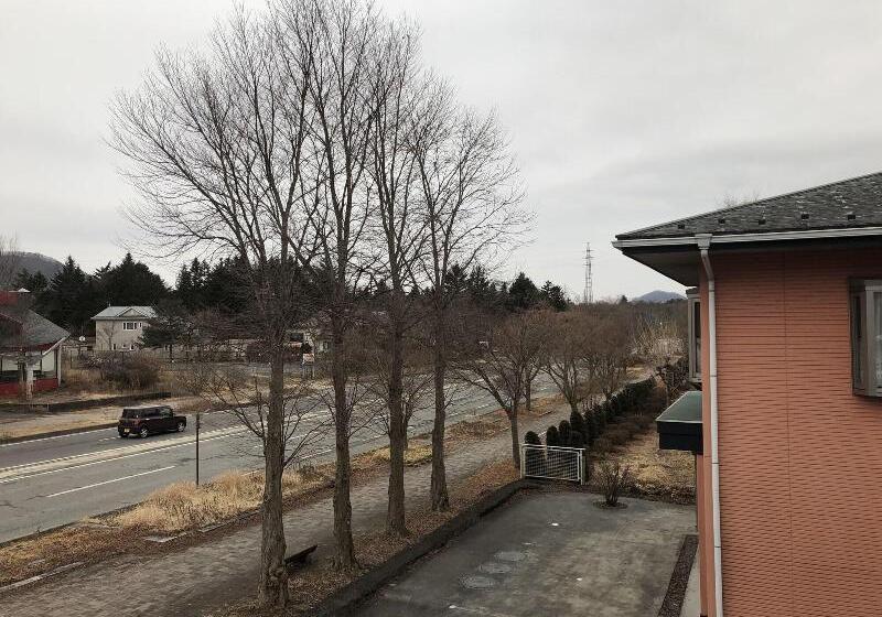 פנסיון Karuizawamura