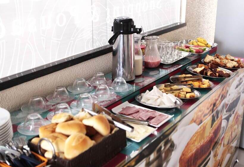 膳宿费 Pousada Moda New