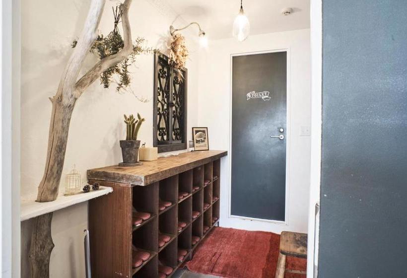 بنسيون Ten To Sen Guesthouse