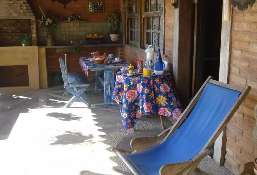 Retkeilymaja Pousada Madalena