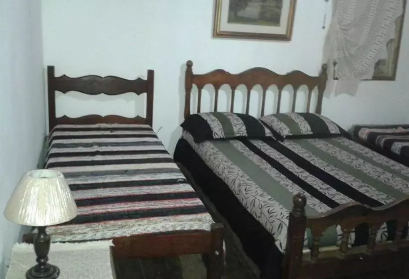 Retkeilymaja Pousada Madalena