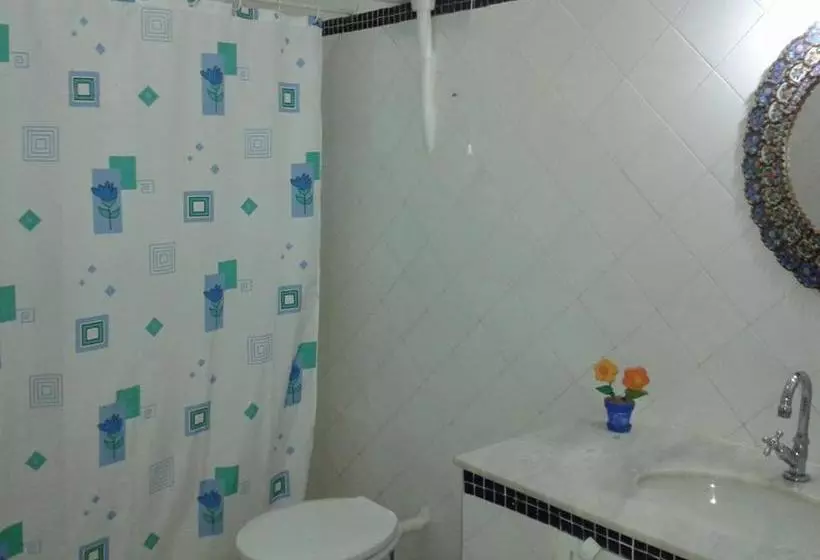 Retkeilymaja Pousada Madalena