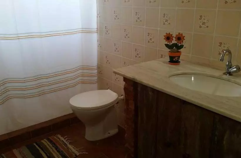 Retkeilymaja Pousada Madalena