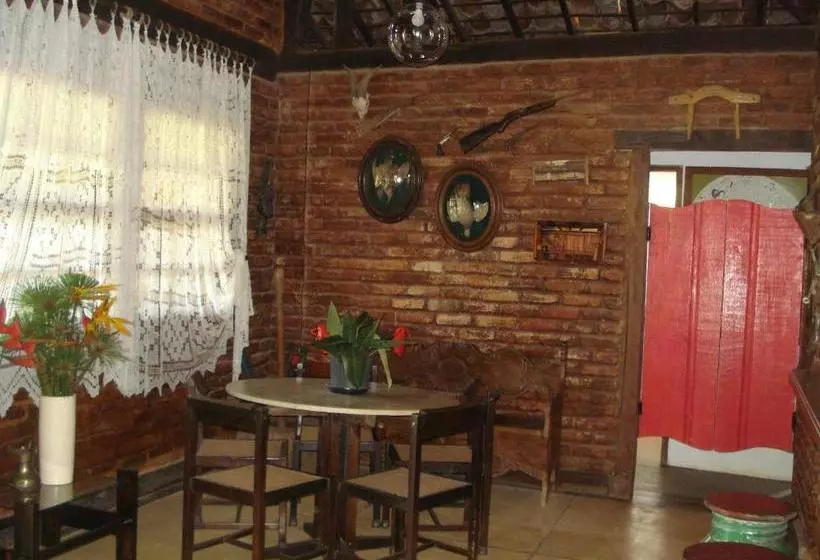 Retkeilymaja Pousada Madalena