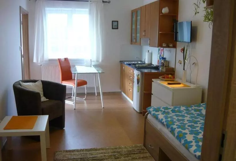 Majatalo Apartments   Penzion Lena