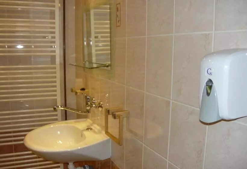 Majatalo Apartments   Penzion Lena