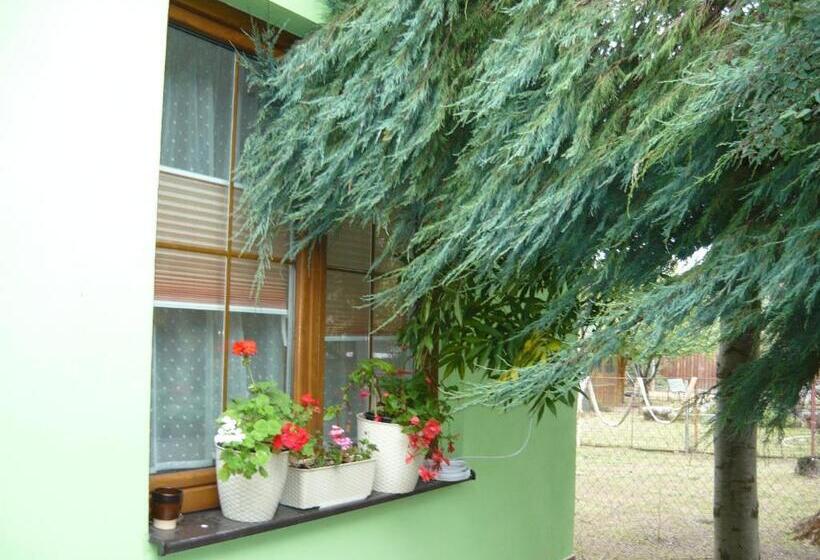 Panzió Apartments Penzion Lena