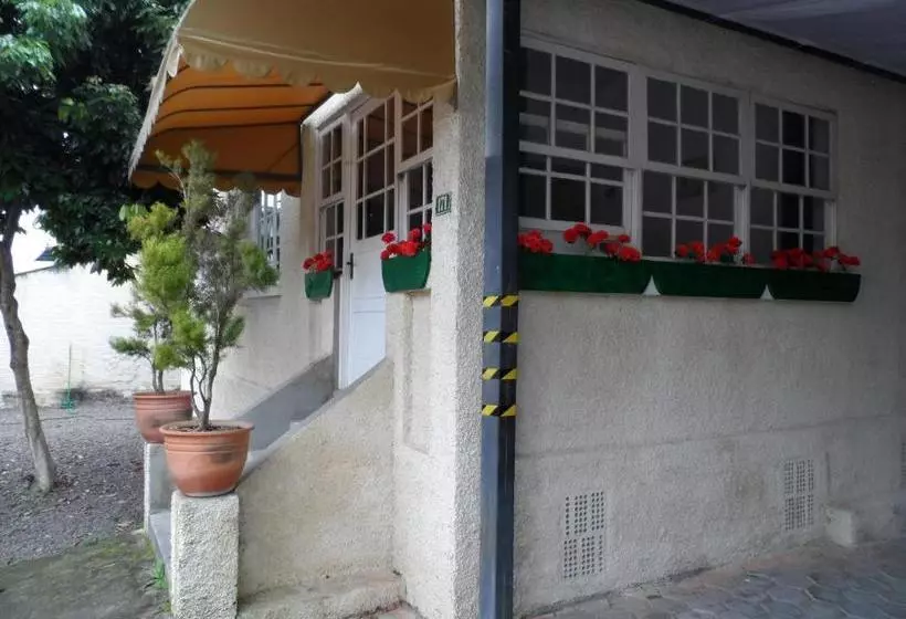 Majatalo Austria Hostel & Pousada