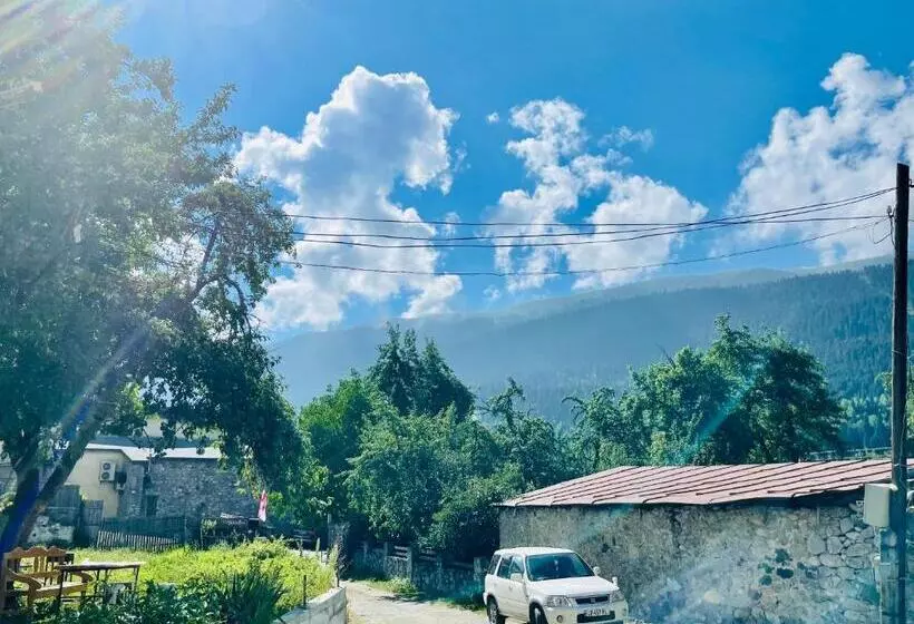 پانسیون Guest House Ketevan Niguriani