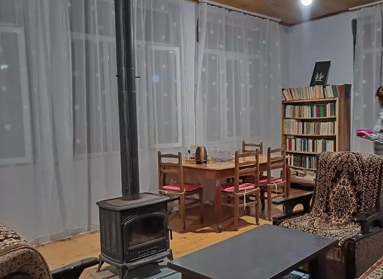 پانسیون Guest House Ketevan Niguriani