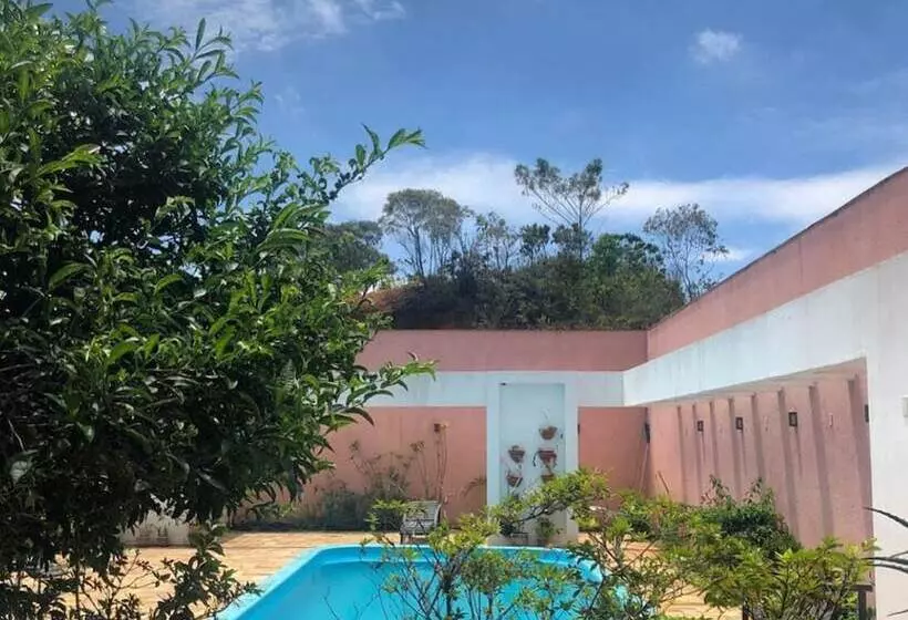 Retkeilymaja Pousada Provincia