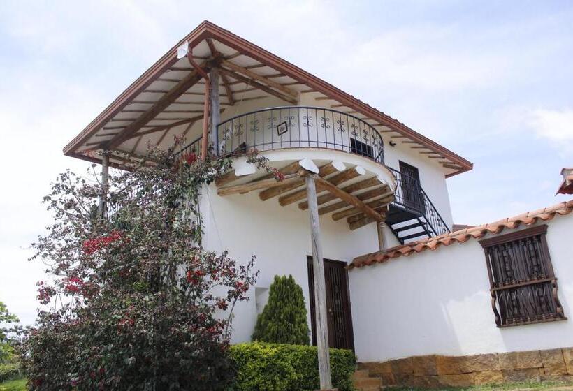 پانسیون Aires Del Sauzalito