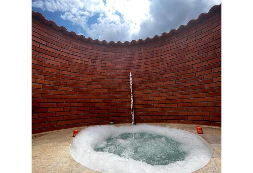 پانسیون Aires Del Sauzalito