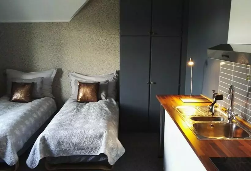 Majatalo Bed And Waffles