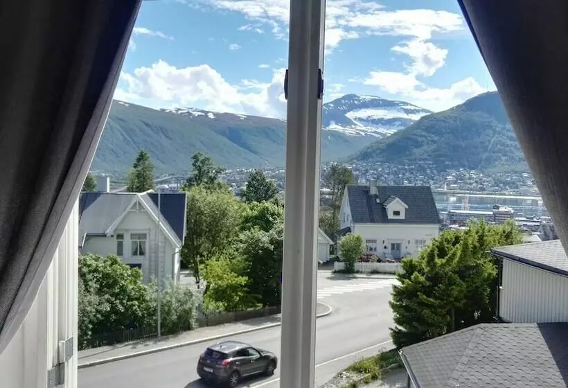 Majatalo Bed And Waffles