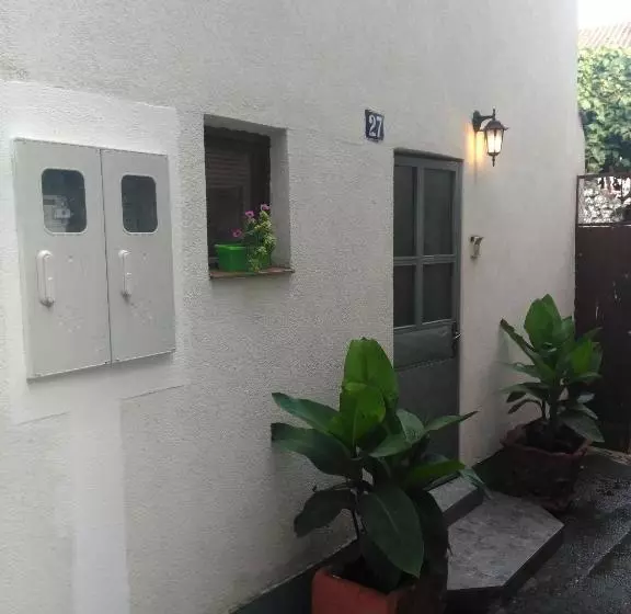 پانسیون Guesthouse No.27