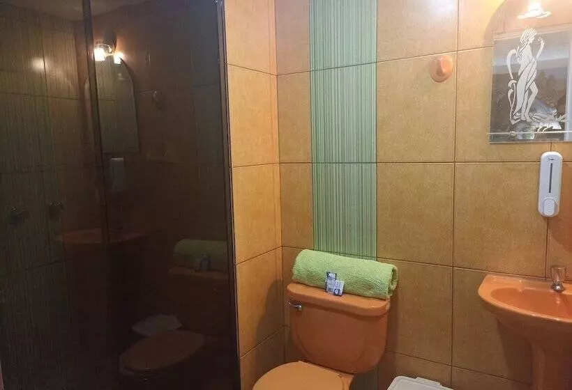 پانسیون Rixaa Hotels