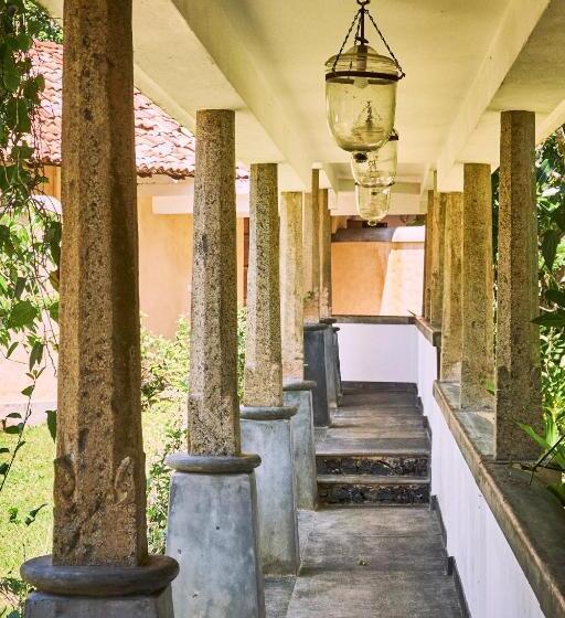 膳宿费 Samadara Estate, Midigama