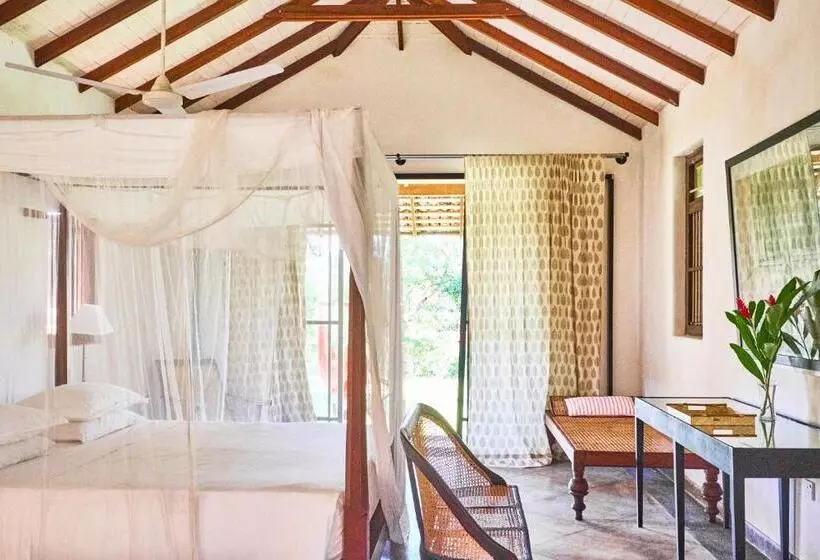 ペンション Samadara Estate, Midigama