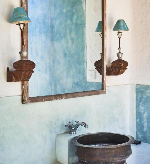 膳宿费 Samadara Estate, Midigama