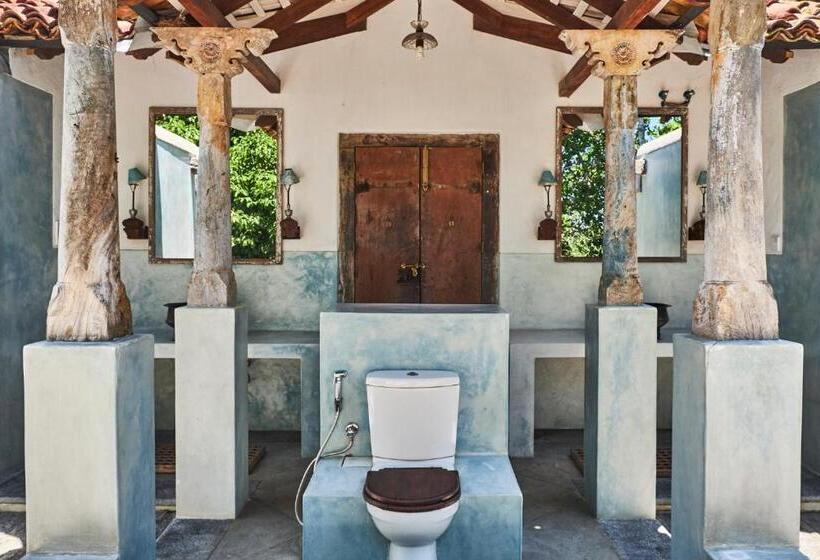 膳宿费 Samadara Estate, Midigama