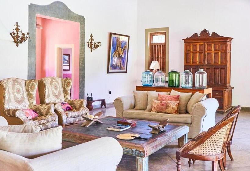 膳宿费 Samadara Estate, Midigama