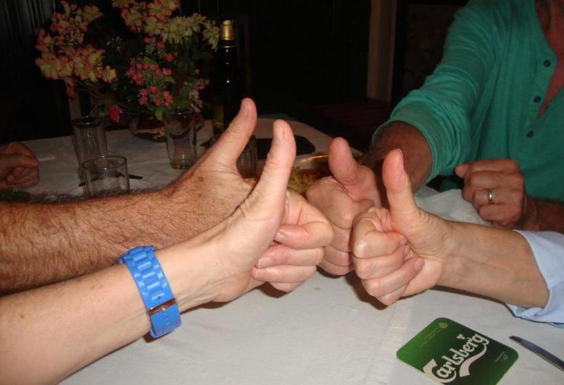 ユースホステル Lily Restaurant And Inn