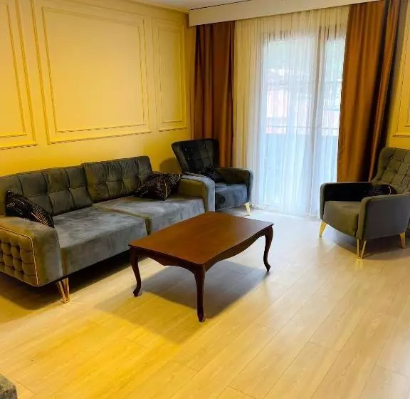 Mego Suite Otel