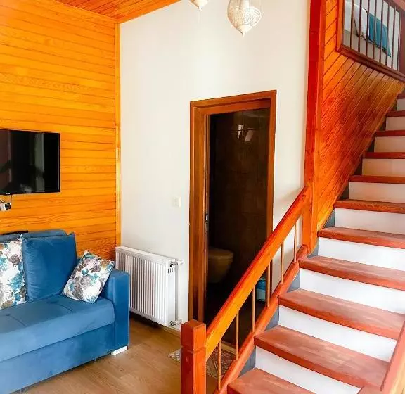 Mego Suite Otel