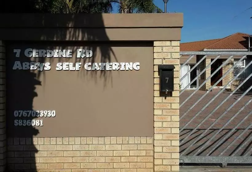 Majatalo Abby's Guesthouse