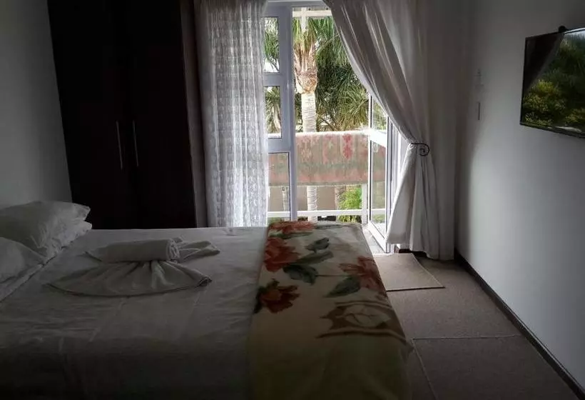 Majatalo Abby's Guesthouse