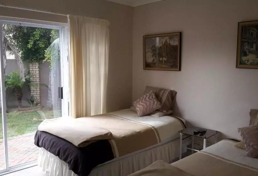 Majatalo Abby's Guesthouse