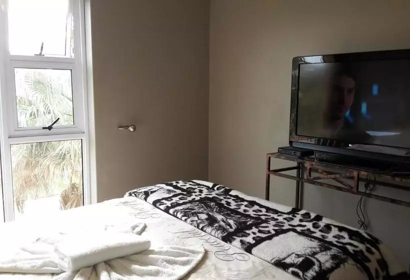 Majatalo Abby's Guesthouse